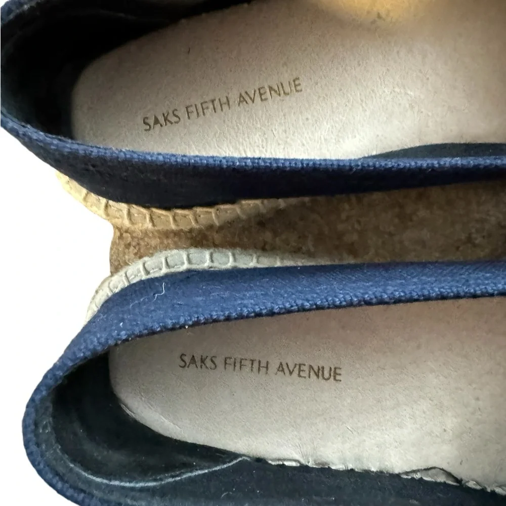 *Women’s Saks 5th Ave Size 9 Blue Fabric Upper Black Faux Leather Toe Espadrille